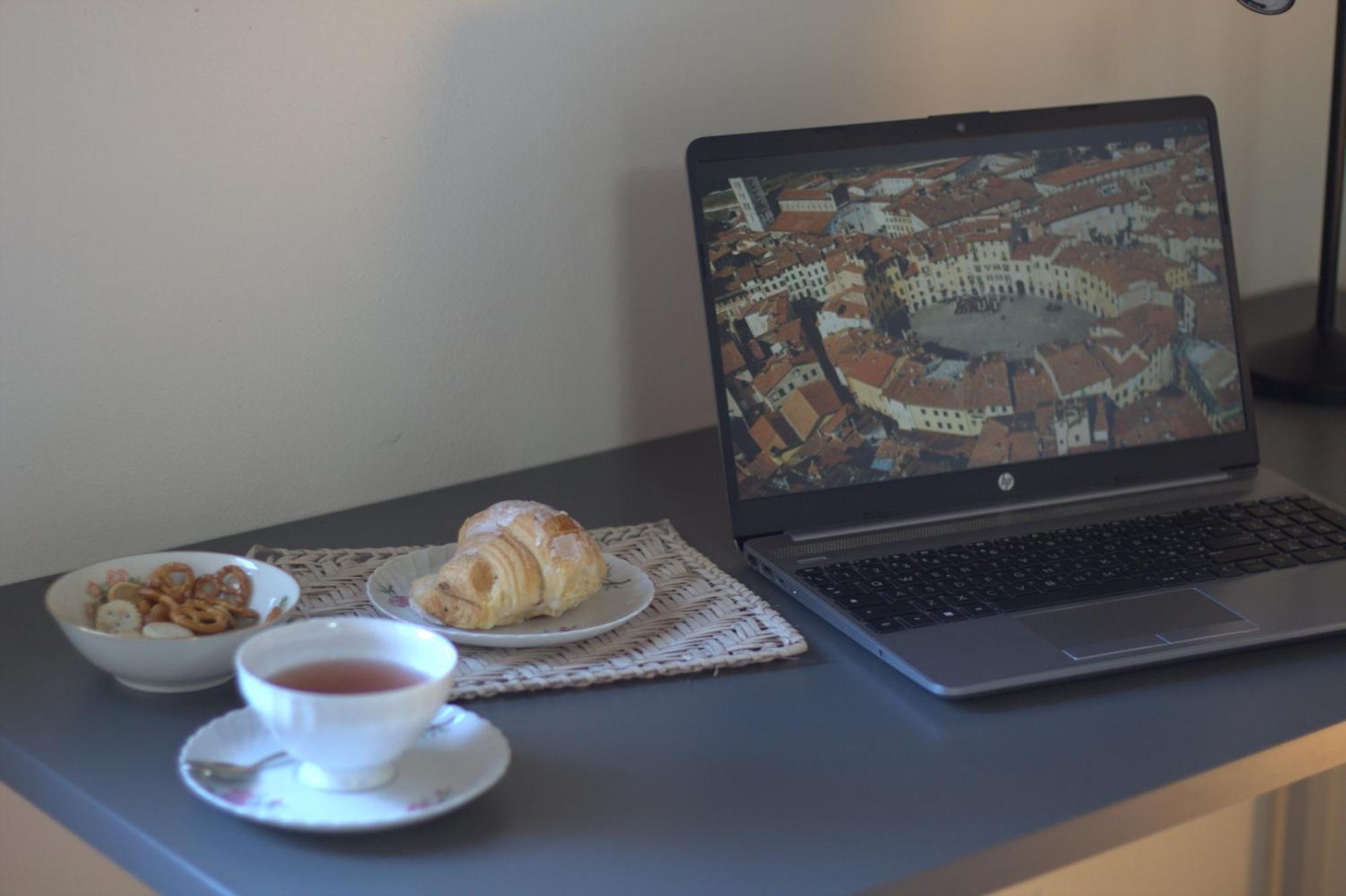 Locazione Turistica Rania Hotell Lucca Exteriör bild